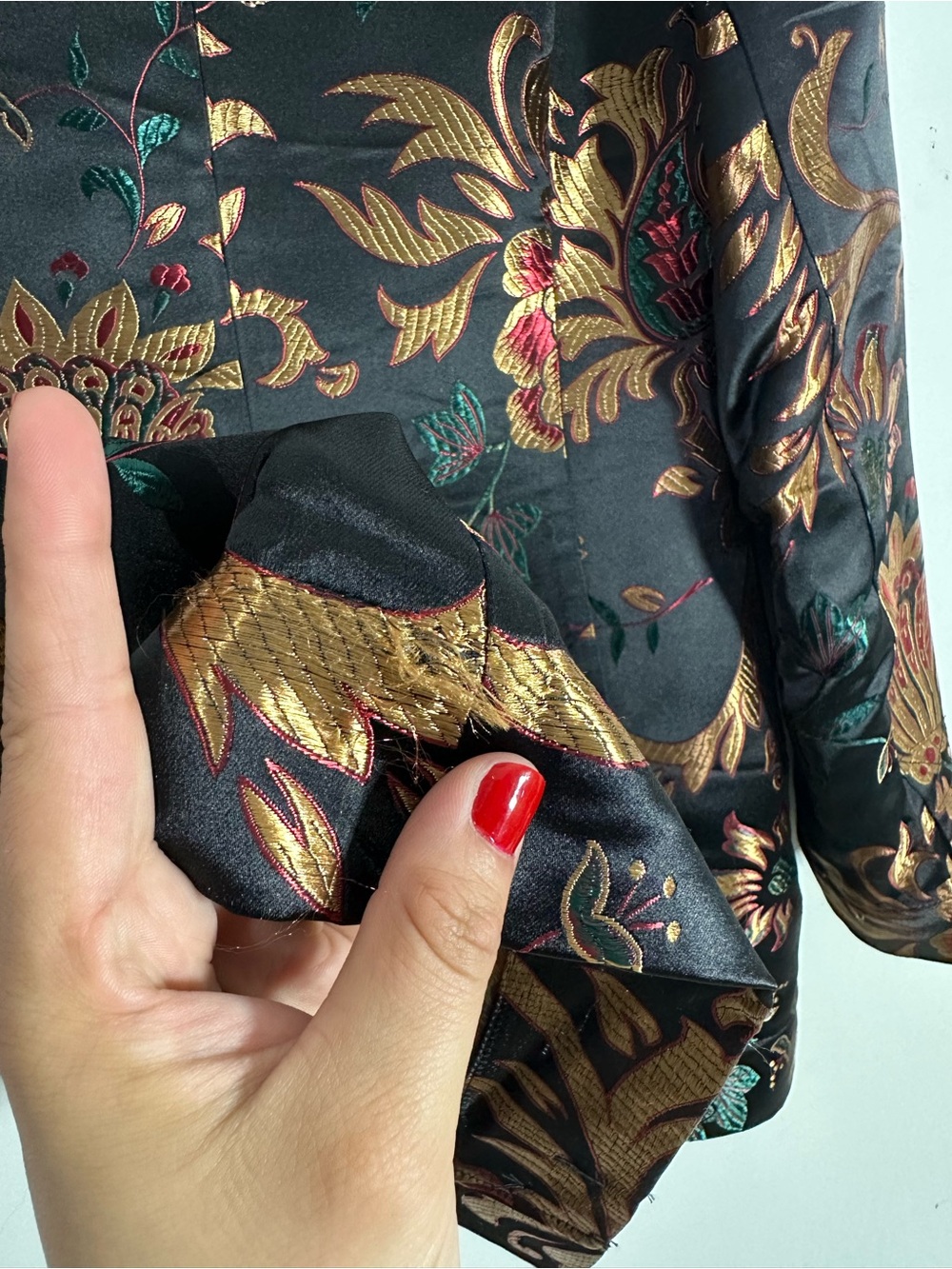 Soft Surroundings Moon Dynasty Floral Embroidered Satin Jacket - Picture 7 of 7